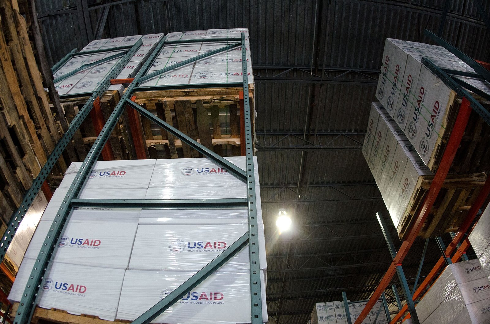 Scaffalature di magazzino ad alta densità per logistica interna