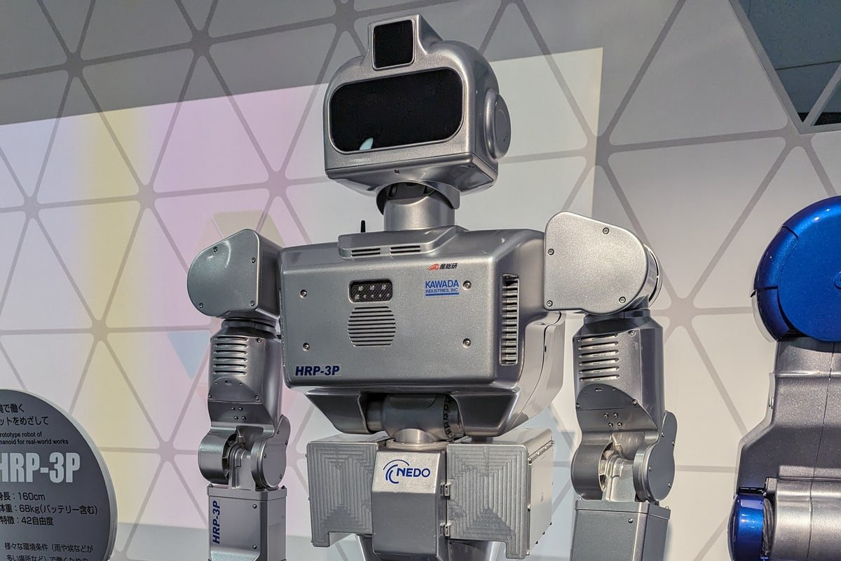 Robot umanoide esposto in Giappone come riferimento per applicazioni in ambienti progettati per persone