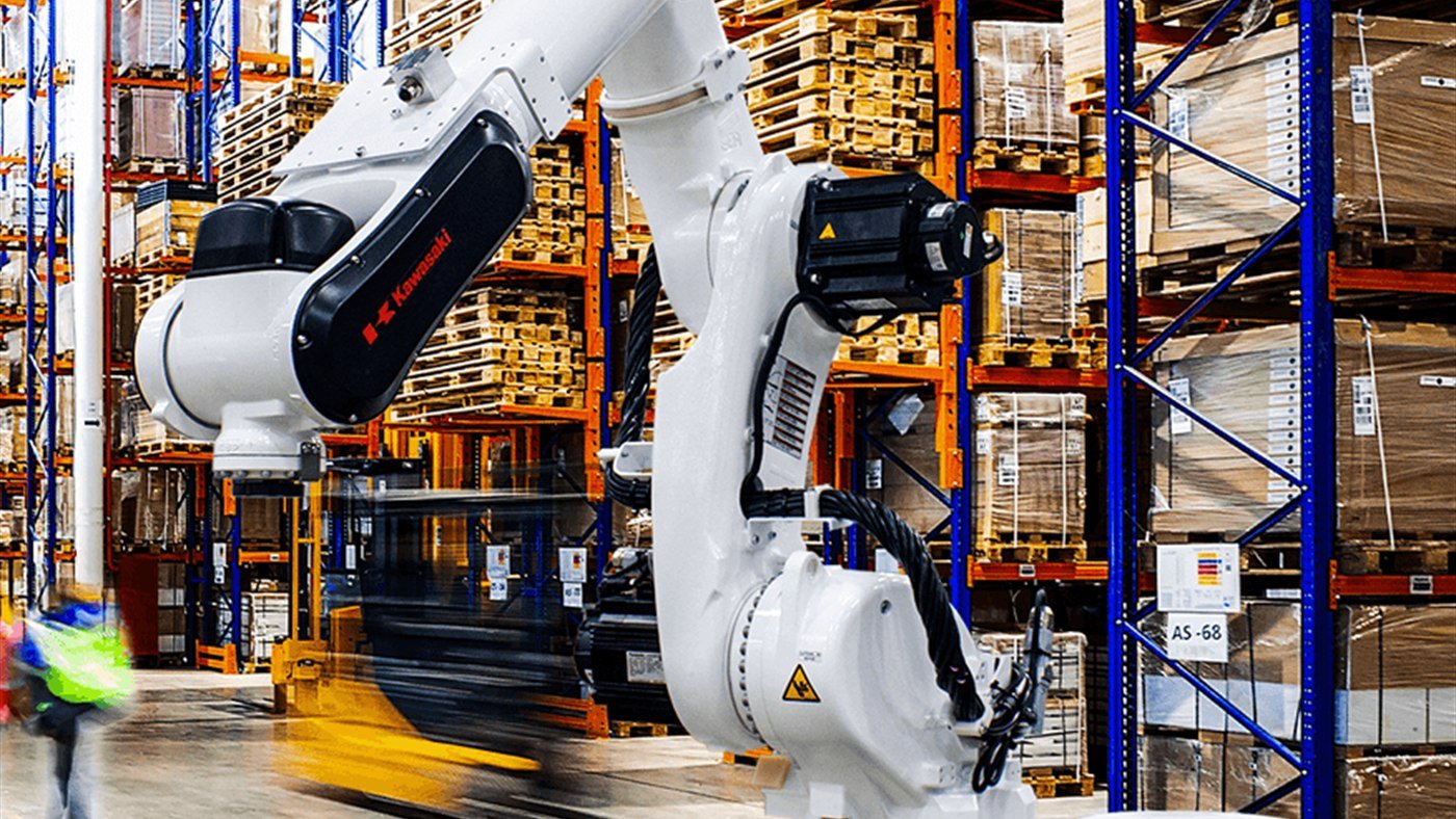 Robot industriale Kawasaki in magazzino per applicazioni Physical AI ad Automate 2026