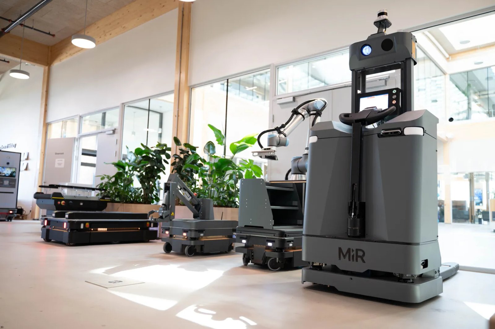 Sessione di co-design in laboratorio con cella cobot