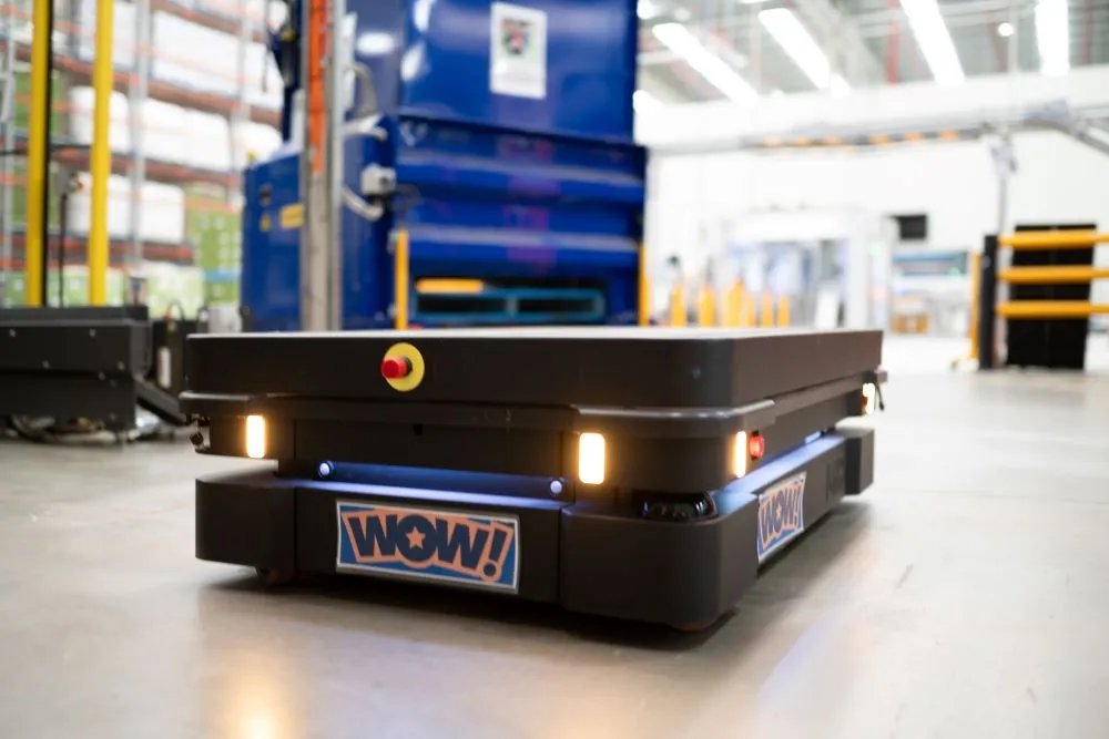 MiR1350 at Cobs/Kinrise Snackfoods